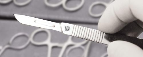 Marquage Datamatrix sur un scalpel